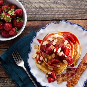 Roasted strawberry crumble