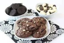 Oreo and White Chocolate Cookie Dough